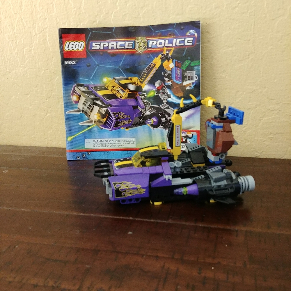 LEGO space police set 5982